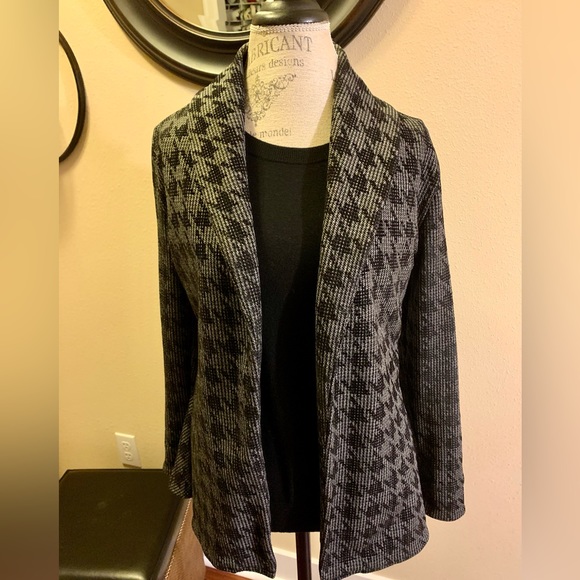 LN DARLING COLDWATER CREEK PEPLIN LONG SLEEVE JACKET. SAYS SZ XS BUT IS A SM. - Picture 7 of 8